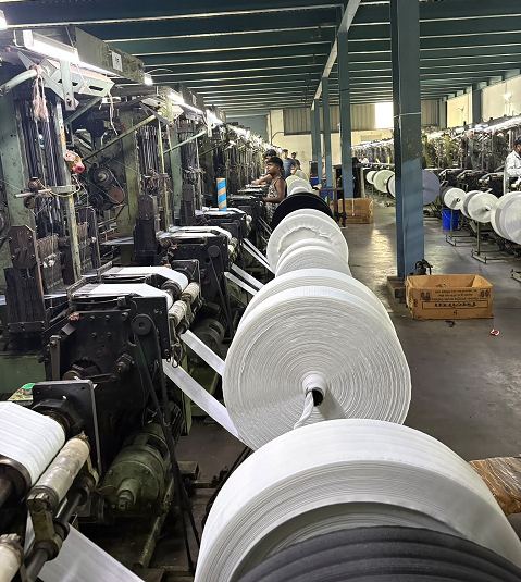 Loom machines